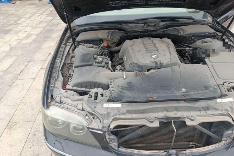 Used BMW 7 Series 2005 740Li Engine Bay Right