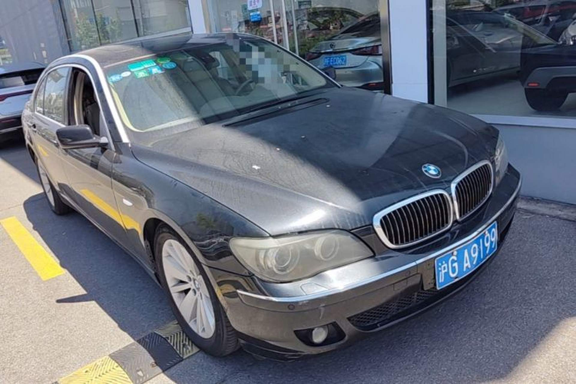 Used BMW 7 Series 2005 740Li Front Right 45 Deg