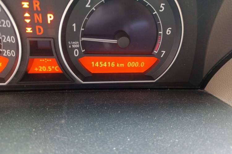 Used BMW 7 Series 2005 740Li Odometer Close Up