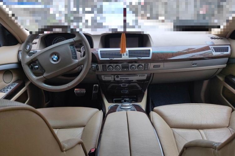 Used BMW 7 Series 2005 730Li Center Console