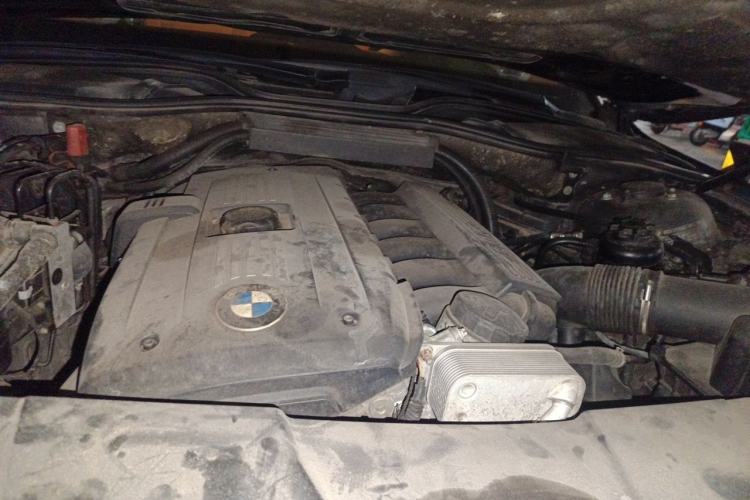 Used BMW 7 Series 2007 730Li Downgraded Version Engine Bay