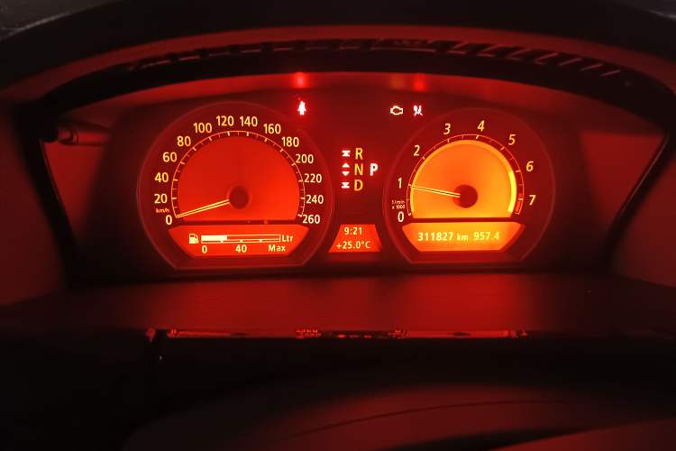 Used BMW 7 Series 2007 730Li Downgraded Version Instrument Cluster