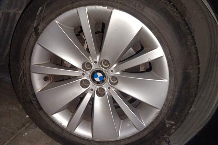 Used BMW 7 Series 2007 730Li Downgraded Version Right Front Wheel Hub
