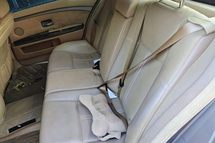 Used BMW 7 Series 2007 730Li Downgraded Version Left Rear Seat
