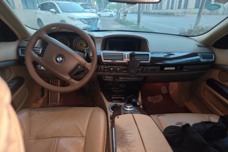 Used BMW 7 Series 2008 730Li Leading Model Center Console