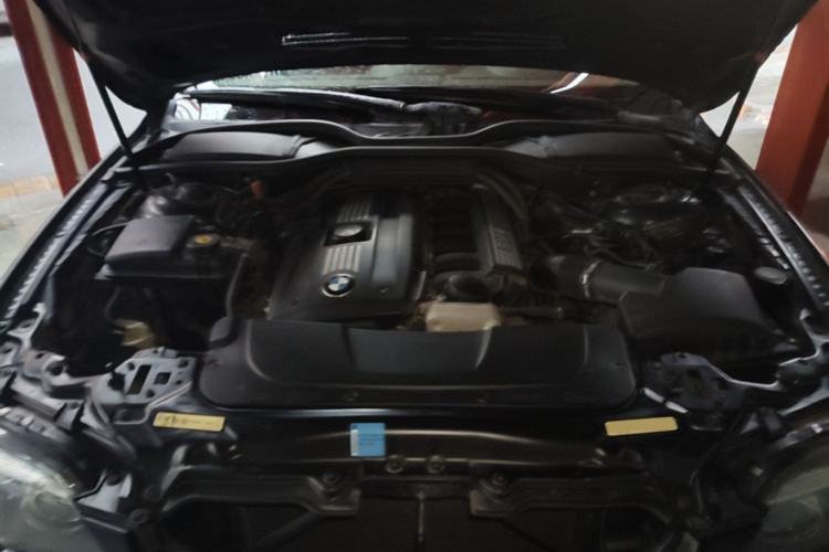 Used BMW 7 Series 2008 730Li Leading Model Engine Bay