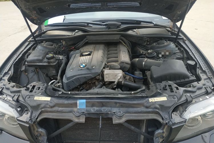 Used BMW 7 Series 2008 730Li Leading Model Engine Bay