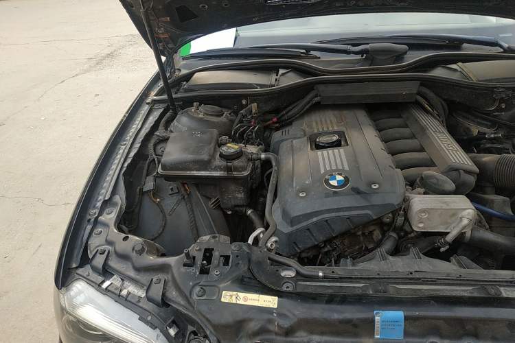 Used BMW 7 Series 2008 730Li Leading Model Engine Bay Right