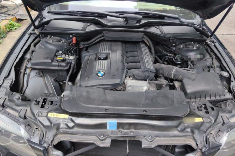 Used BMW 7 Series 2008 730Li Leading Model Engine Bay