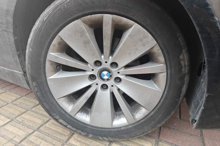 Used BMW 7 Series 2008 730Li Leading Model Right Front Wheel Hub