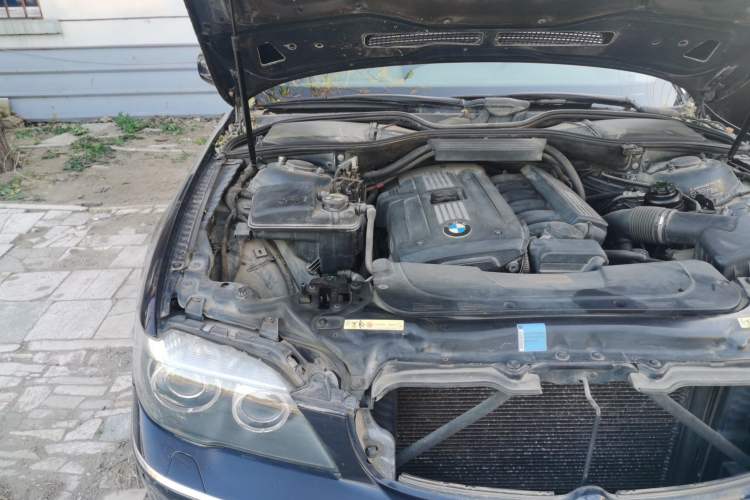 Used BMW 7 Series 2008 730Li Classic Edition Engine Bay Right