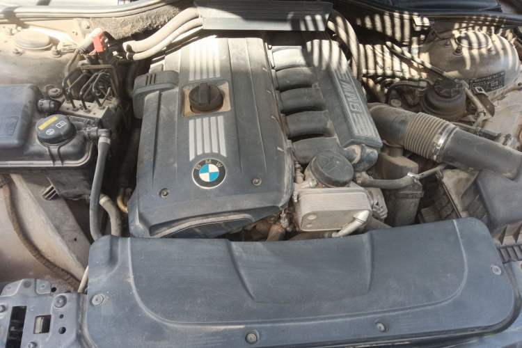 Used BMW 7 Series 2008 730Li Classic Edition Engine Bay