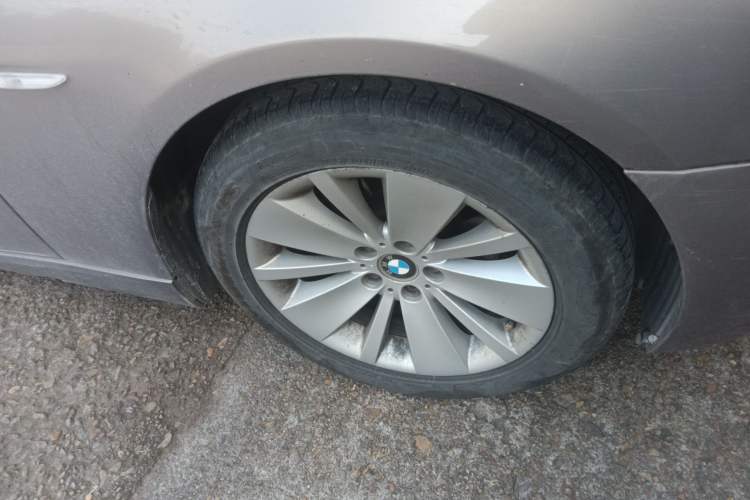 Used BMW 7 Series 2008 730Li Classic Edition Right Front Wheel Hub