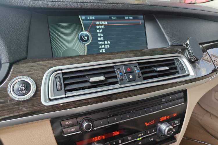 Used BMW 7 Series 2009 740Li Leading Model Audio And AC Panel