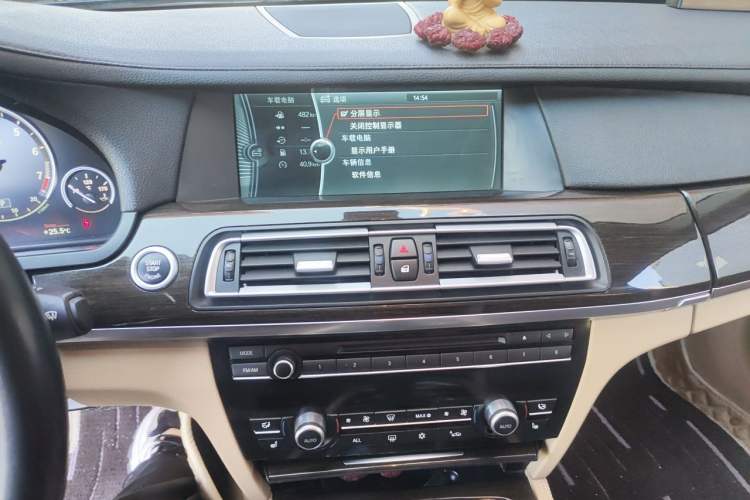 Used BMW 7 Series 2009 740Li Leading Model Audio And AC Panel
