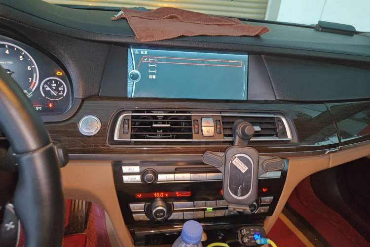 Used BMW 7 Series 2009 740Li Leading Model Audio And AC Panel