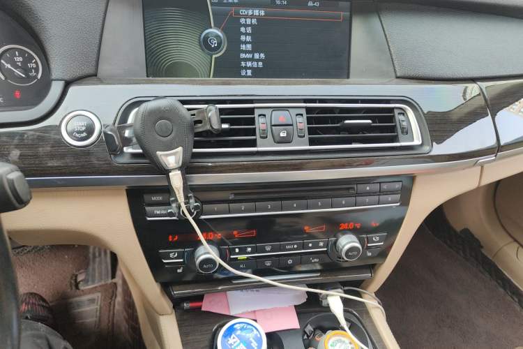 Used BMW 7 Series 2009 740Li Leading Model Audio And AC Panel