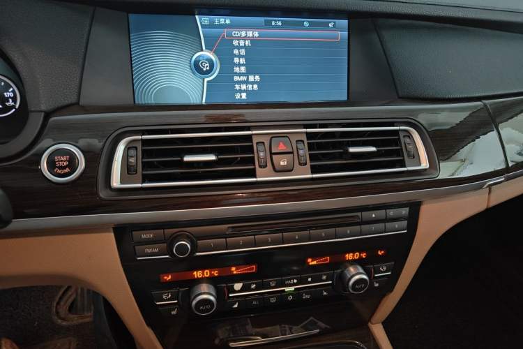 Used BMW 7 Series 2009 730Li Luxury Model Audio And AC Panel