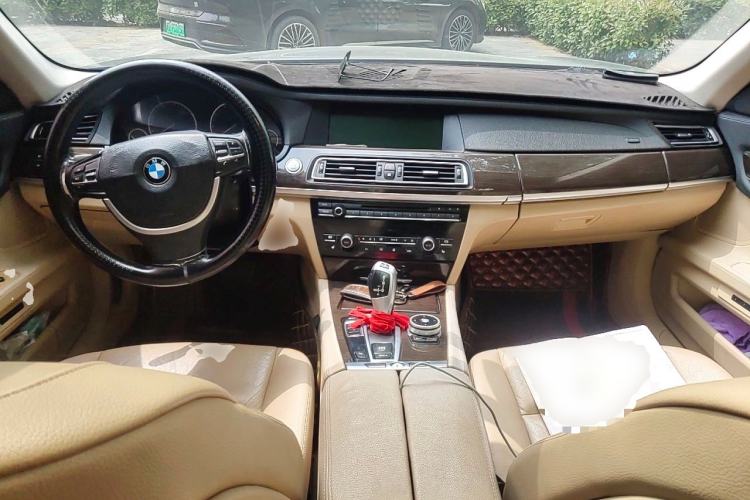Used BMW 7 Series 2009 730Li Leading Model Center Console