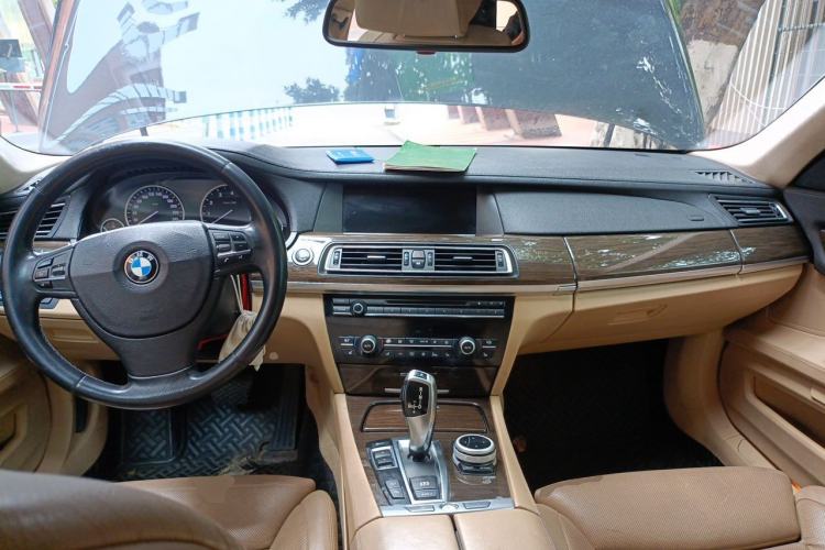 Used BMW 7 Series 2009 750Li Leading Model Center Console