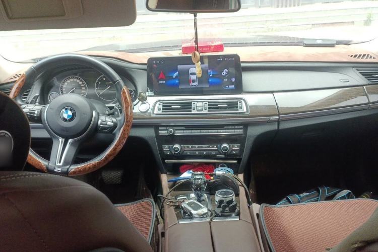 Used BMW 7 Series 2009 740Li Leading Model Center Console