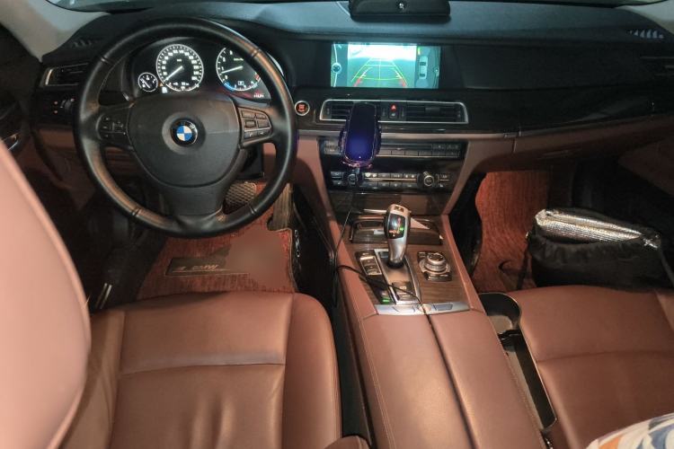 Used BMW 7 Series 2009 740Li Leading Model Center Console