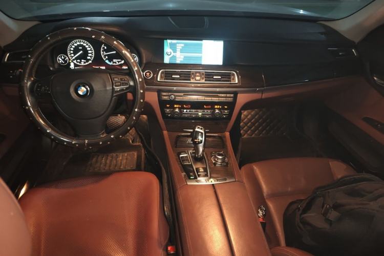 Used BMW 7 Series 2009 730Li Leading Model Center Console