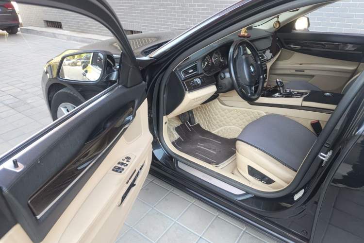 Used BMW 7 Series 2009 740Li Leading Model Driver Seat
