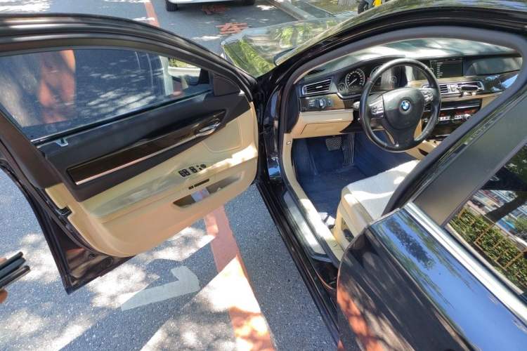 Used BMW 7 Series 2009 740Li Leading Model Driver Seat