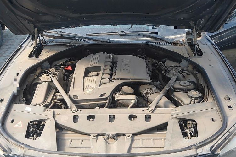Used BMW 7 Series 2009 740Li Luxury Model Engine Bay