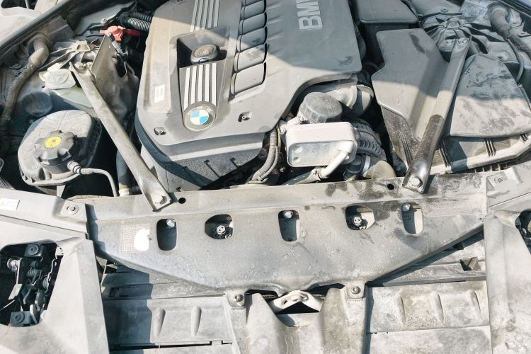 Used BMW 7 Series 2009 730Li Luxury Model Engine Bay