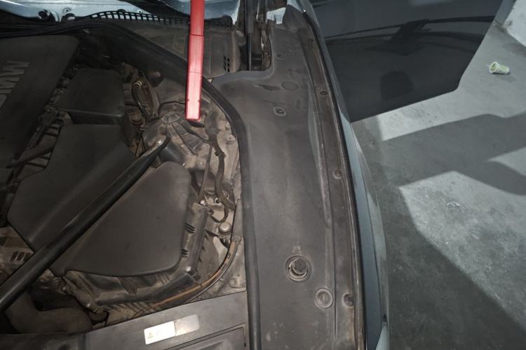 Used BMW 7 Series 2009 730Li Luxury Model Engine Bay Left