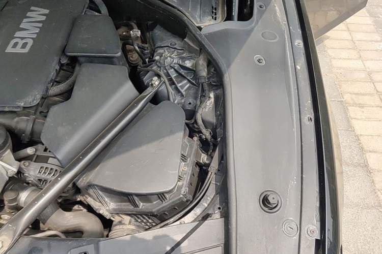 Used BMW 7 Series 2009 730Li Leading Model Engine Bay Left