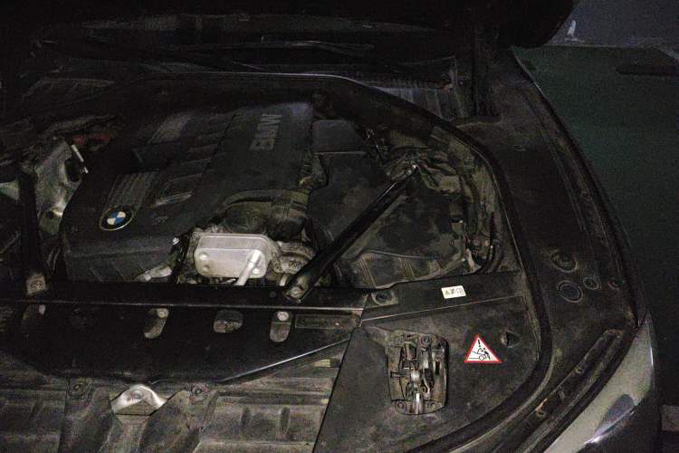 Used BMW 7 Series 2009 730Li Luxury Model Engine Bay Left