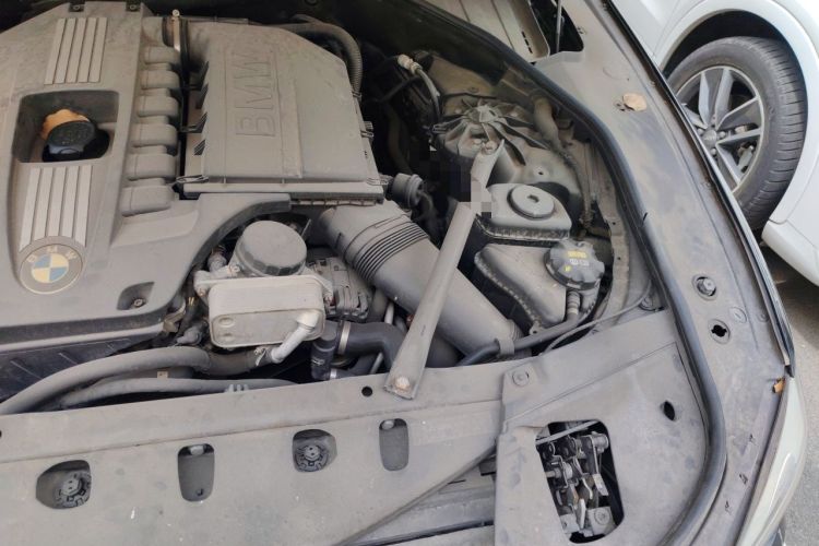 Used BMW 7 Series 2009 740Li Leading Model Engine Bay Left