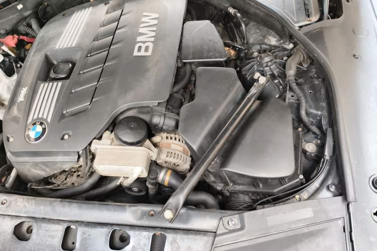Used BMW 7 Series 2009 730Li Luxury Model Engine Bay Left