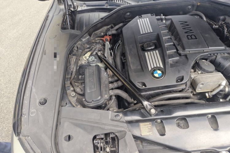 Used BMW 7 Series 2009 740Li Leading Model Engine Bay Right