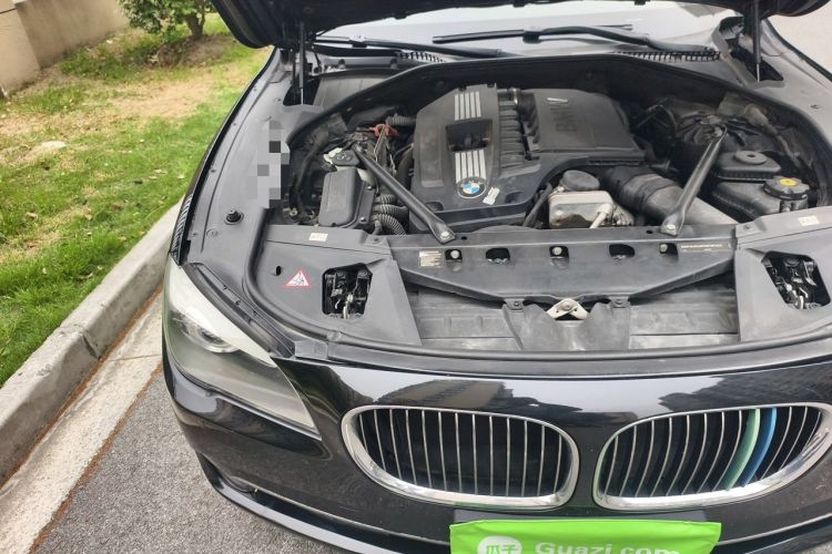 Used BMW 7 Series 2009 740Li Leading Model Engine Bay Right