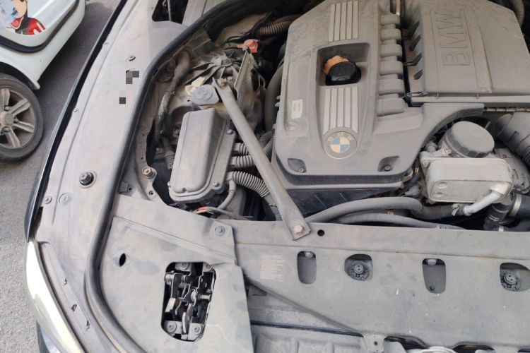 Used BMW 7 Series 2009 740Li Leading Model Engine Bay Right