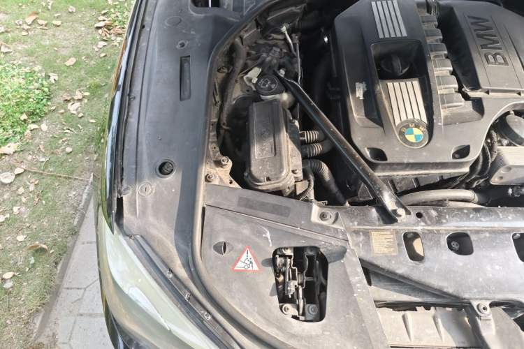 Used BMW 7 Series 2009 740Li Leading Model Engine Bay Right