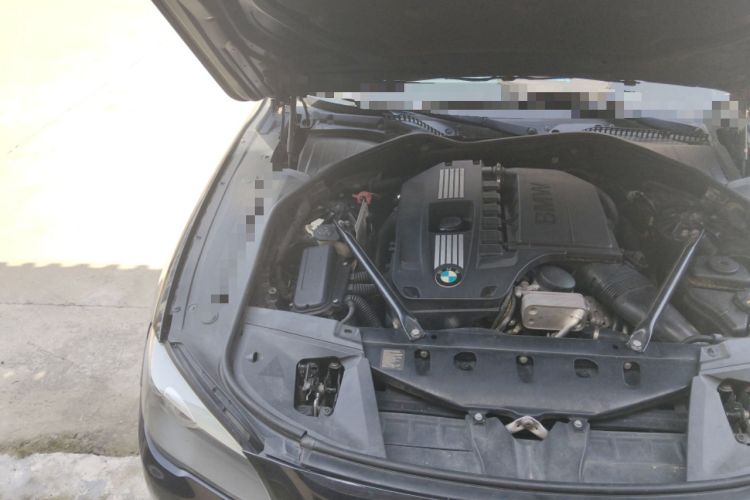 Used BMW 7 Series 2009 740Li Leading Model Engine Bay Right
