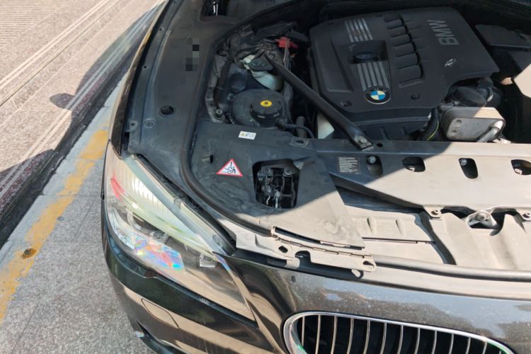 Used BMW 7 Series 2009 730Li Leading Model Engine Bay Right