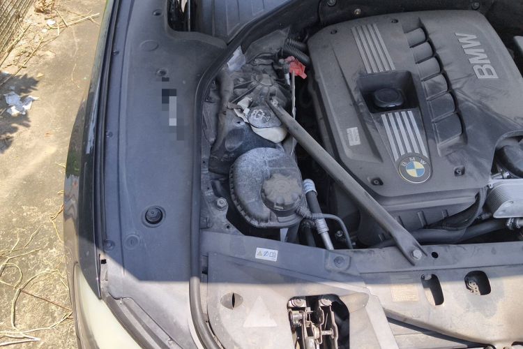 Used BMW 7 Series 2009 730Li Luxury Model Engine Bay Right