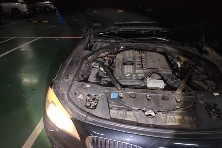 Used BMW 7 Series 2009 740Li Leading Model Engine Bay Right