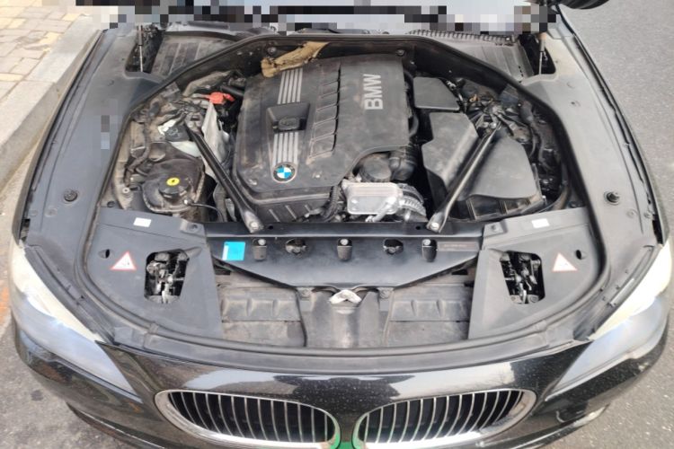 Used BMW 7 Series 2009 730Li Luxury Model Engine Bay