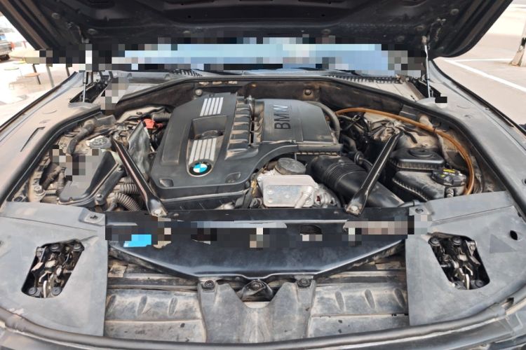 Used BMW 7 Series 2009 740Li Luxury Model Engine Bay