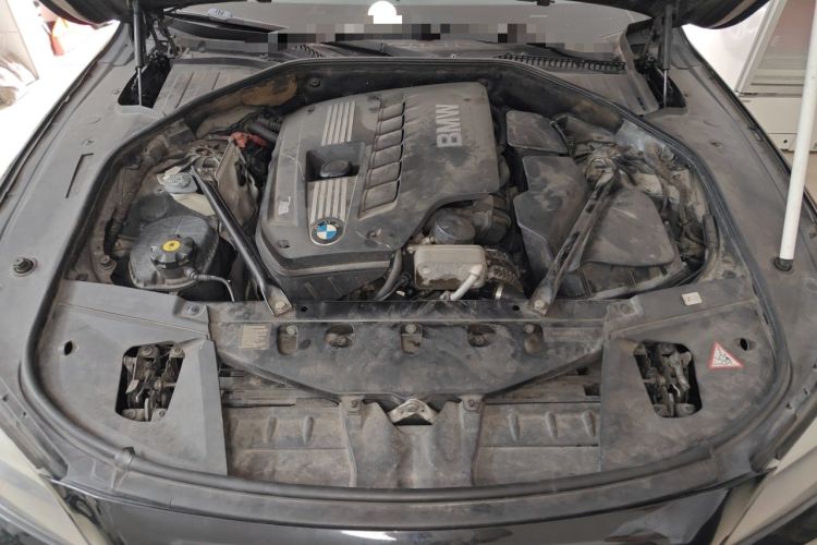 Used BMW 7 Series 2009 730Li Luxury Model Engine Bay