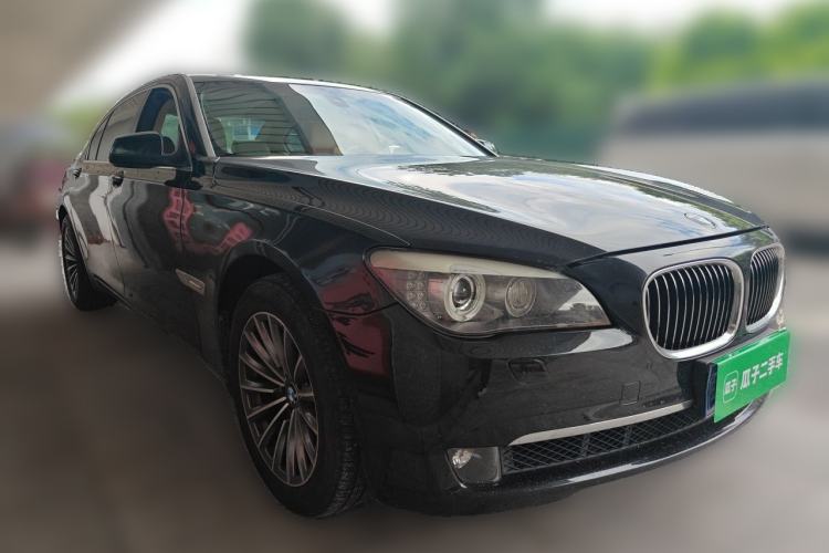 Used BMW 7 Series 2009 740Li Leading Model Front Right 45 Deg