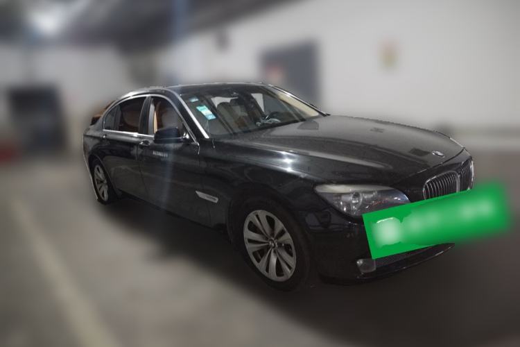 Used BMW 7 Series 2009 730Li Luxury Model Front Right 45 Deg