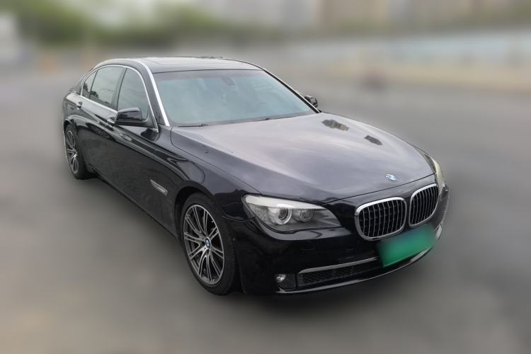 Used BMW 7 Series 2009 740Li Luxury Model Front Right 45 Deg